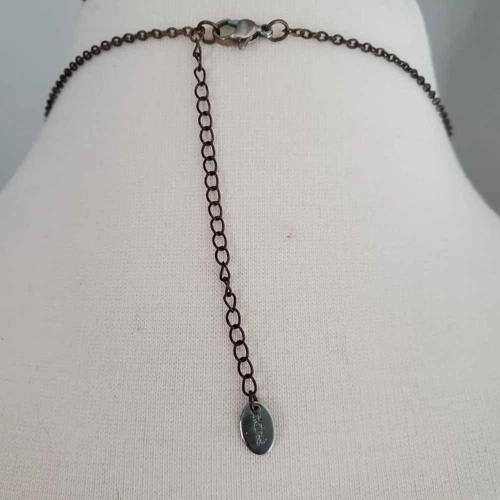 Feather Necklace - Picture 4 of 4